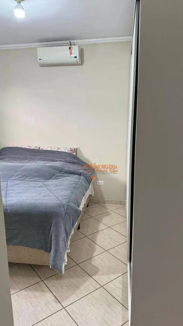 Imagem Casa com 3 dormitórios à venda, 225 m² por R$ 852.000,00 - Vila Augusta - Guarulhos/SP