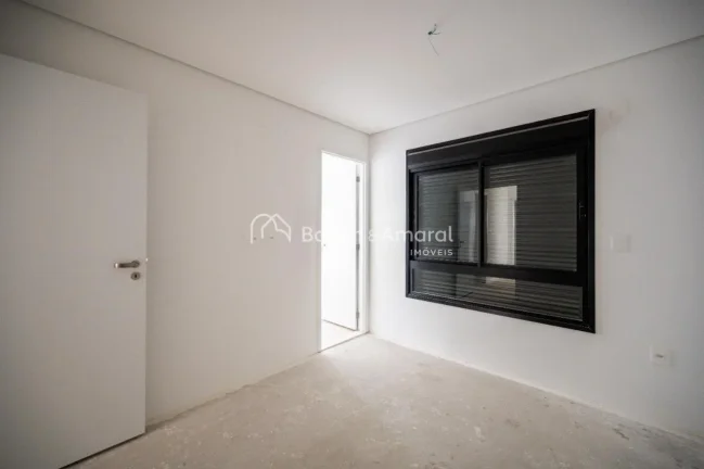 Imagem Este imóvel nunca habitado está pronto para se transformar no lar que você sempre sonhou. Com esp...