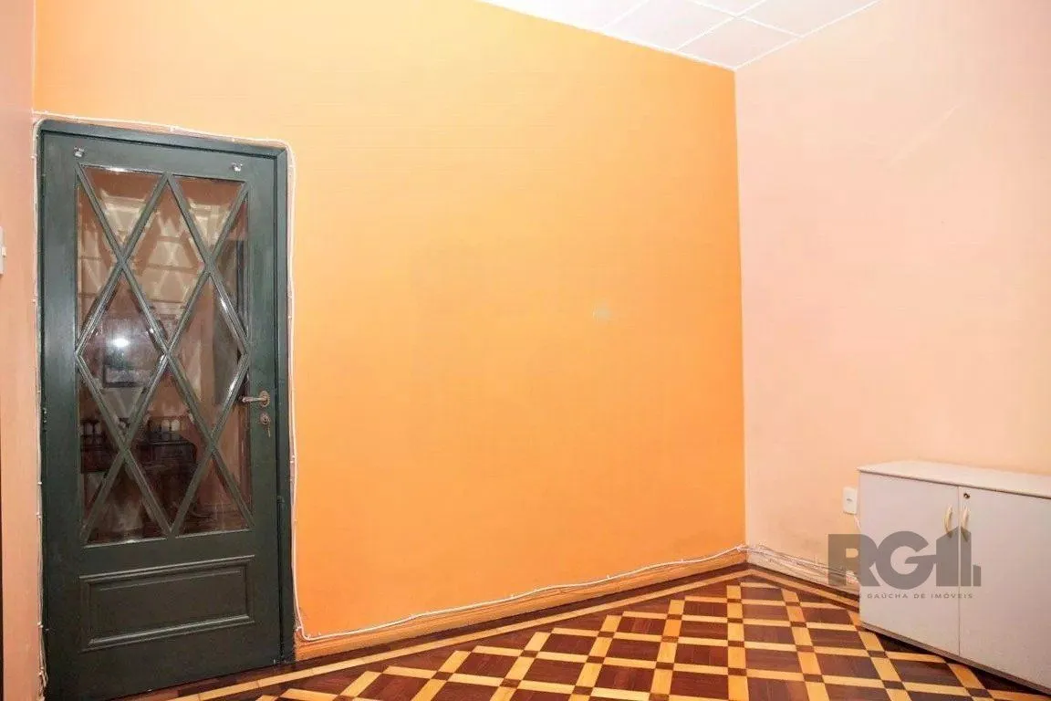 Imagem Casa 04 dormitórios, 01suíte, locação,234m² privativos, Petrópolis/Porto Alegre