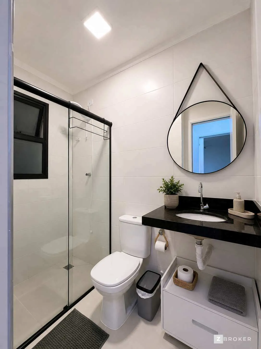 Imagem Apartamento à venda em Ubatuba, Centro, com 2 quartos, 63m2