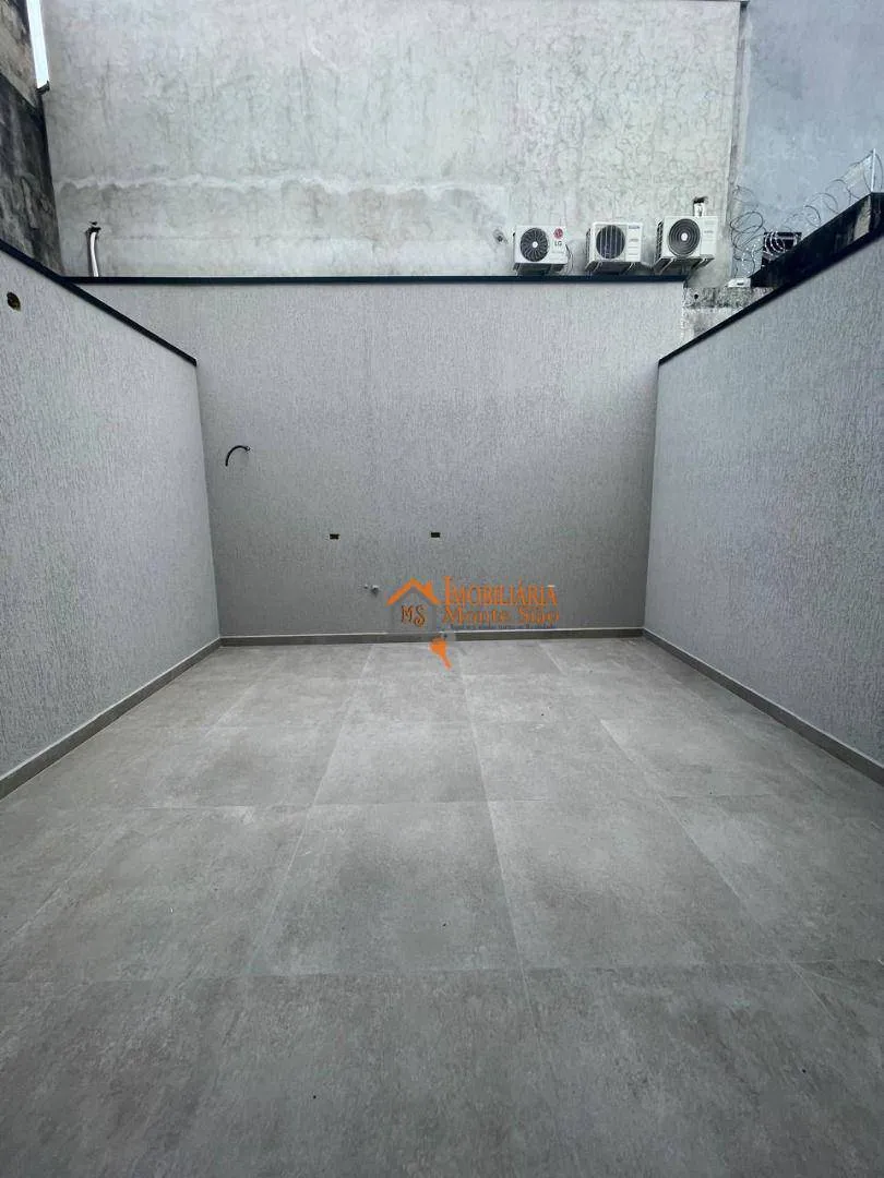 Imagem Sobrado com 3 dormitórios à venda, 148 m² por R$ 1.150.000,00 - Jardim Vila Galvão - Guarulhos/SP