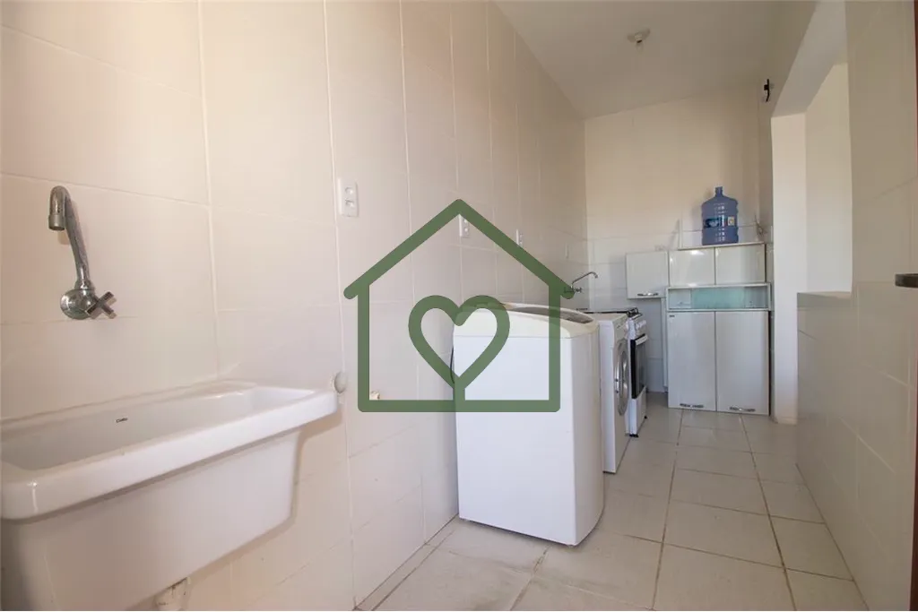 Imagem Conheça esta Casa Térrea 2 quartos, sendo 1 suíte; com varanda aos fundos com piscina e churrasqu...