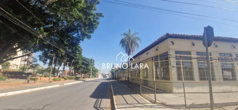 Imagem Loja com estacionamento disponível para venda - Bairro Filadélfia - Betim/MG