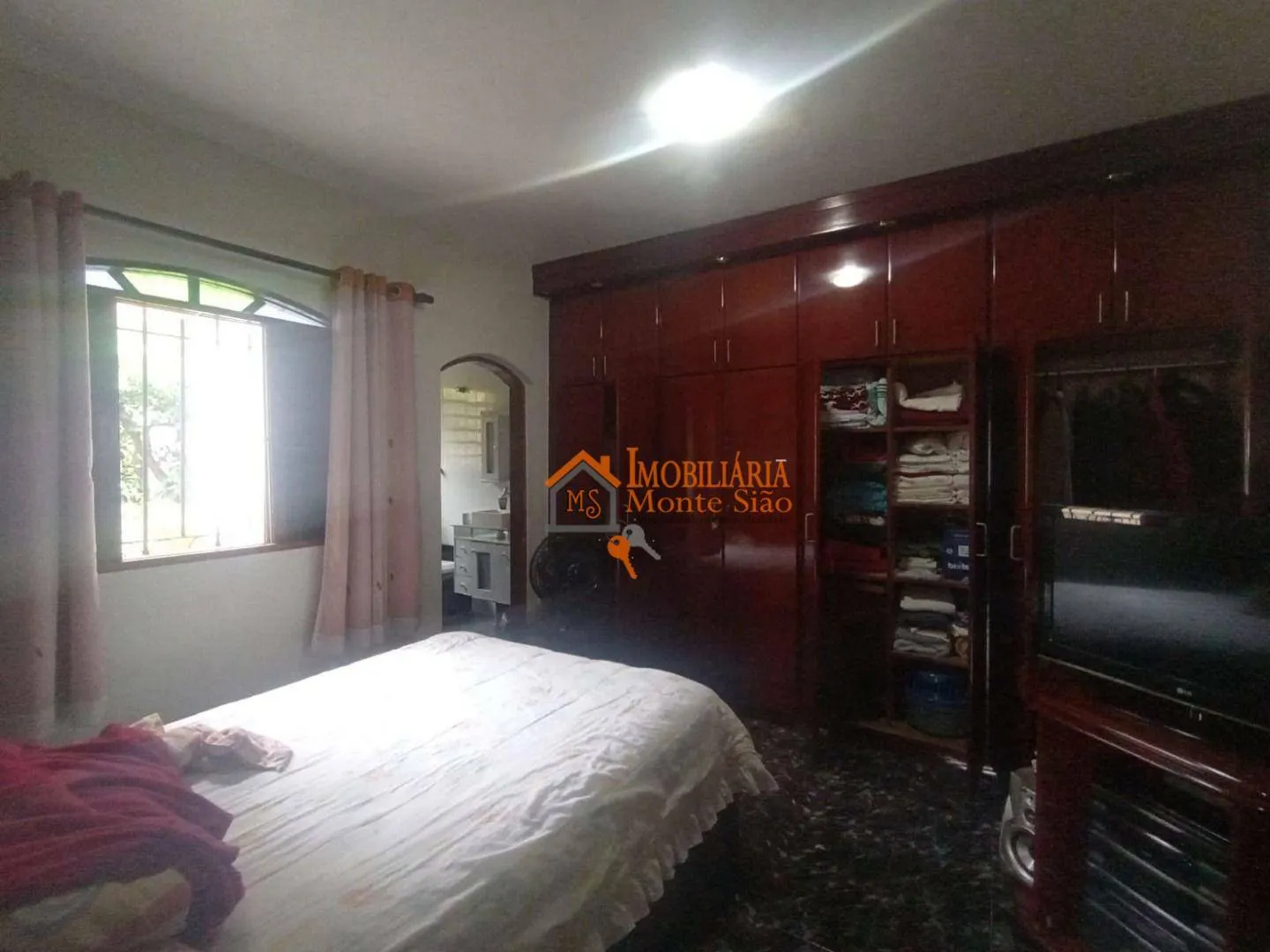 Imagem Casa com 2 dormitórios à venda, 250 m² por R$ 450.000,00 - Jardim Beirute - Guarulhos/SP