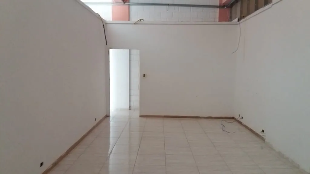 Imagem Comercial à venda 4 Vagas, 600M², Alto do Cardoso, Pindamonhangaba - SP