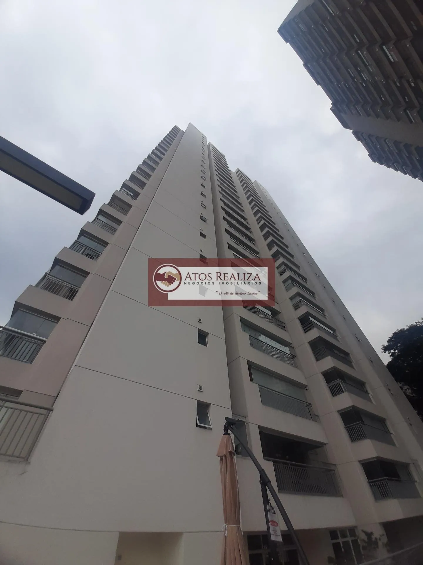 Imagem Alugo Apartamento Auto Padrão de 2 dormitorios com Armários, sendo 1 suite, Com Varanda Gourmet no Jardim Prudência