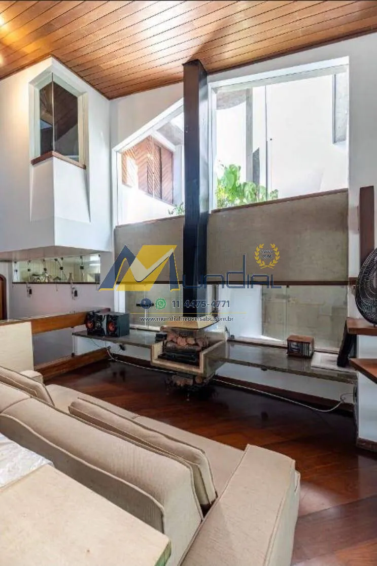 Foto do imóvel Casa alto padrão para locação comercial com 340m² e localização estratégica