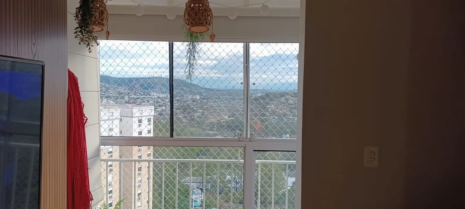 Imagem Apartamento de 3 dormitórios a venda no Bairro Jardim Carvalho, Porto Alegre