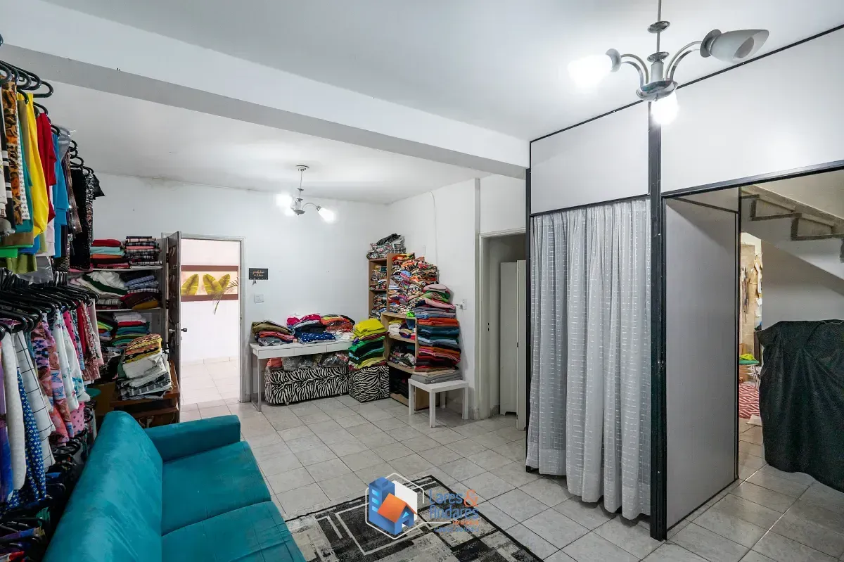 Imagem Sobrado para venda em Jardim Monte Azul com 3 quartos, sendo 1 suíte, 220m²