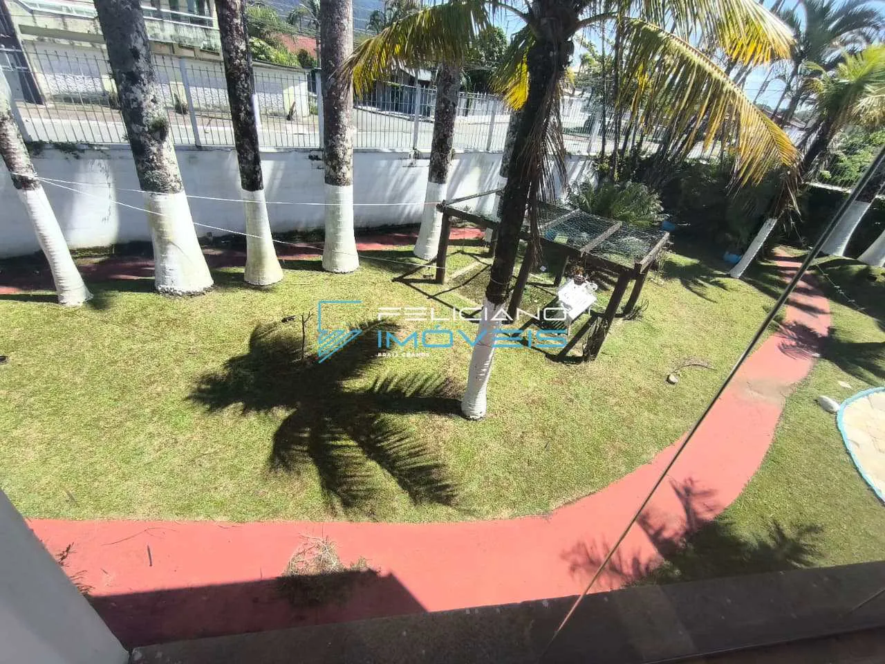 Imagem Casa com 15 quartos, Flórida, Praia Grande - R$ 3.9 mi, Cod: 6793