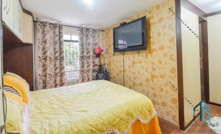 Imagem (PERMUTA) Casa de esquina c/terreno, são duas casas, com entrada independente no Barreirinha em Curitiba PR
