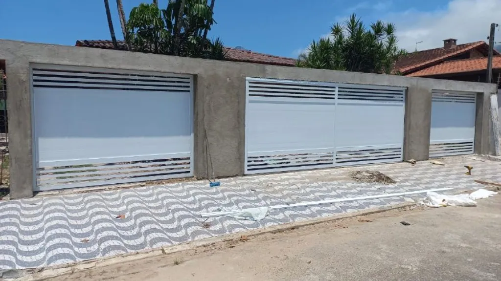 Imagem CASA COM 272,00 m² - FLÓRIDA - PRAIA GRANDE SP