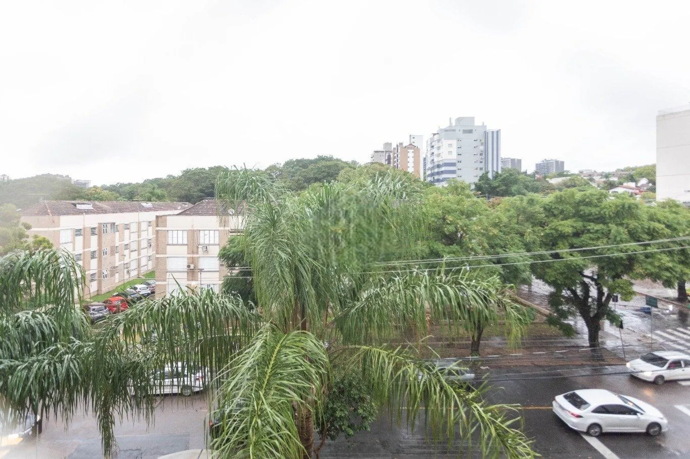 Imagem Apartamento de 3 quartos, suíte e 1 vaga de garagem no bairro Passo da Areia POA