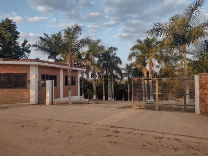 Imagem Terreno a venda em Itu com abundância de água, e área aproximada de 1.000 metros