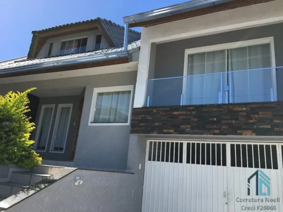 Foto do imóvel (PERMUTA) Sobrado triplex, 03 quartos c/suíte ótimo espaço nos fundos, no Rio Verde em Colombo PR