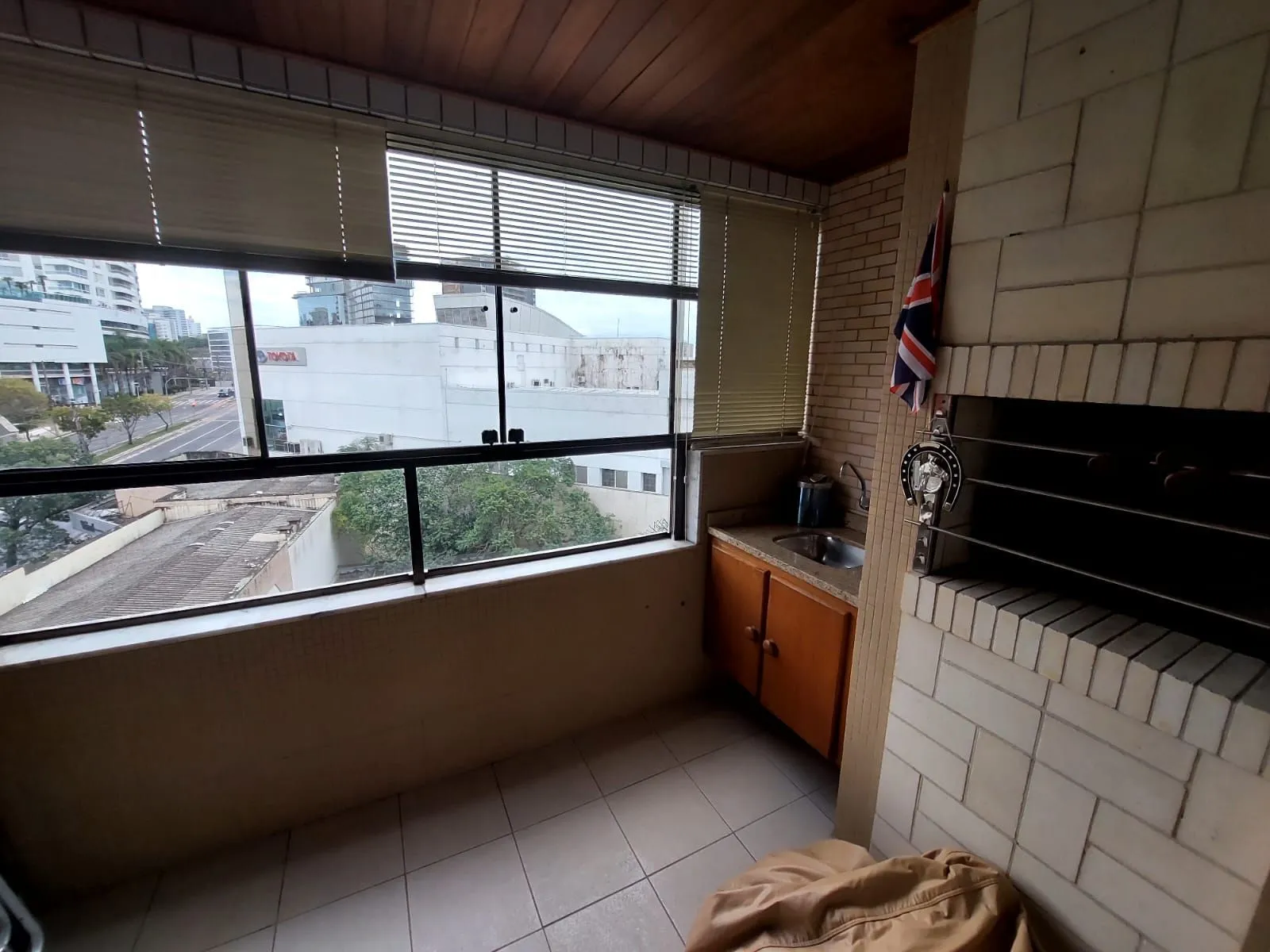 Imagem Edifício Les Halles de Paris Apartamento 2 dormitórios no bairro Três Figueiras