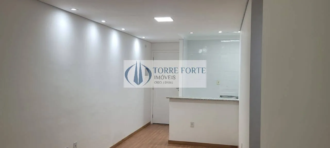 Imagem Lindo apartamento amplo 2 dormitórios, 1 vaga rotativa , varanda .