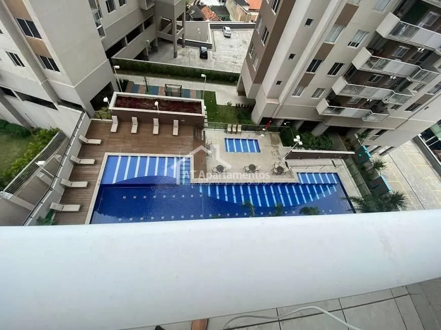 Imagem Apartamento 2 quartos em Todos os Santos, Rio de Janeiro, com varanda e vista para piscina