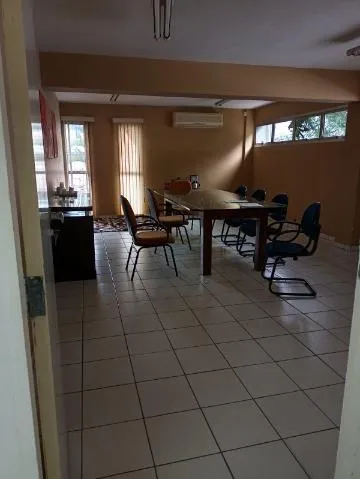 Imagem VENDA DE PRÉDIO COMERCIAL NO CENTRO DE ARUJÁ/SP, OPORTUNIDADE com 300m², em uma das principais avenidas da cidade com recepção e vagas! CONSULTE-NOS.