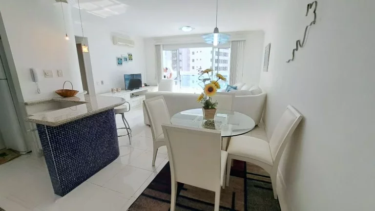 Imagem APARTAMENTO 30 METROS DA PRAIA DAS ASTÚRIAS COM 2 VAGAS PARA AUTO E LAZER
