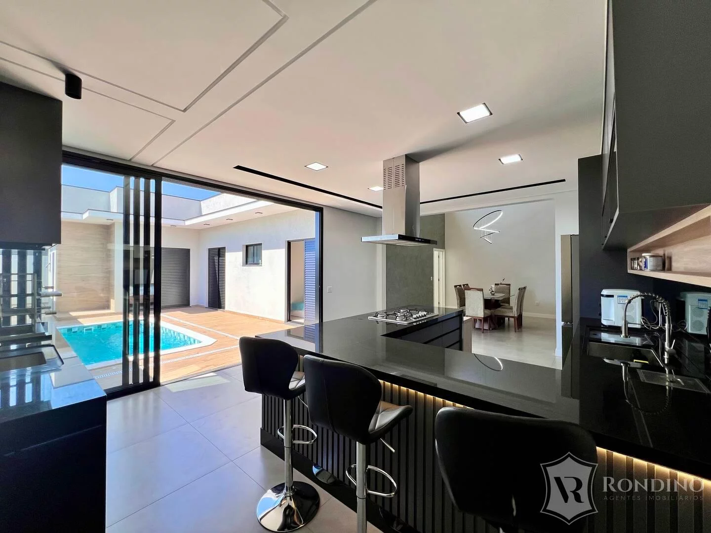 Imagem Casa t?(C)rrea 3 suites e Piscina
