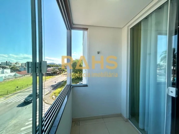 Imagem Ótimo apartamento semi mobiliado localizado no bairro Saguaçu, no inicio da Carlos Benack, próxim...