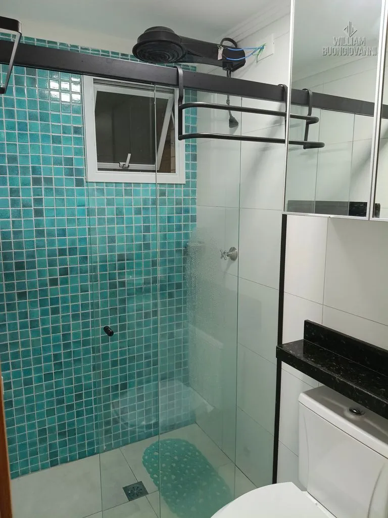 Imagem Viva de Frente para o Mar em um Apartamento Completo