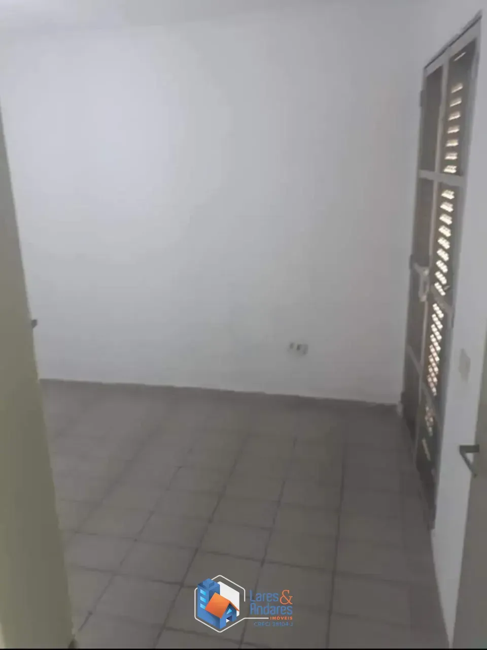 Imagem Casa para venda em Vila Souza com 8 quartos, sendo 4 suítes, 245m²