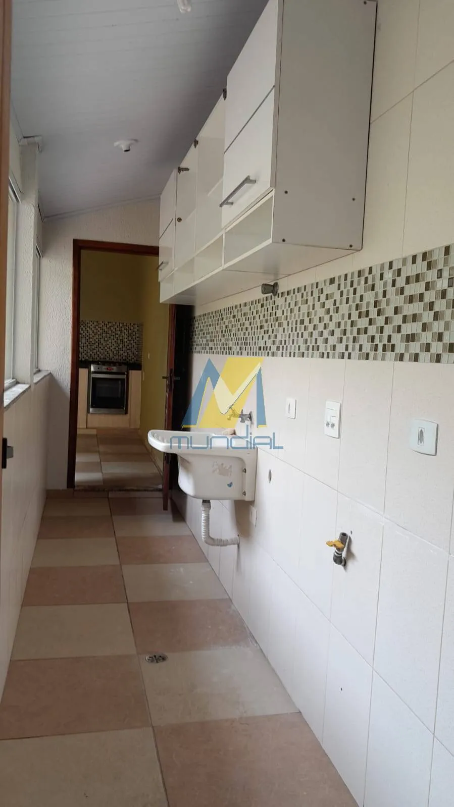 Imagem Sobrado com 3 suítes e 4 vagas à venda no Parque das Nações