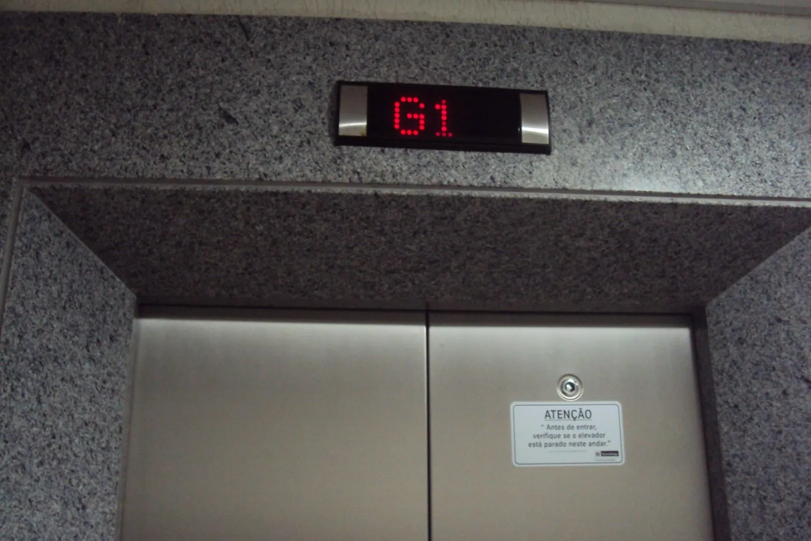 Imagem Sala à venda com , 38m² em Agronômica Florianópolis