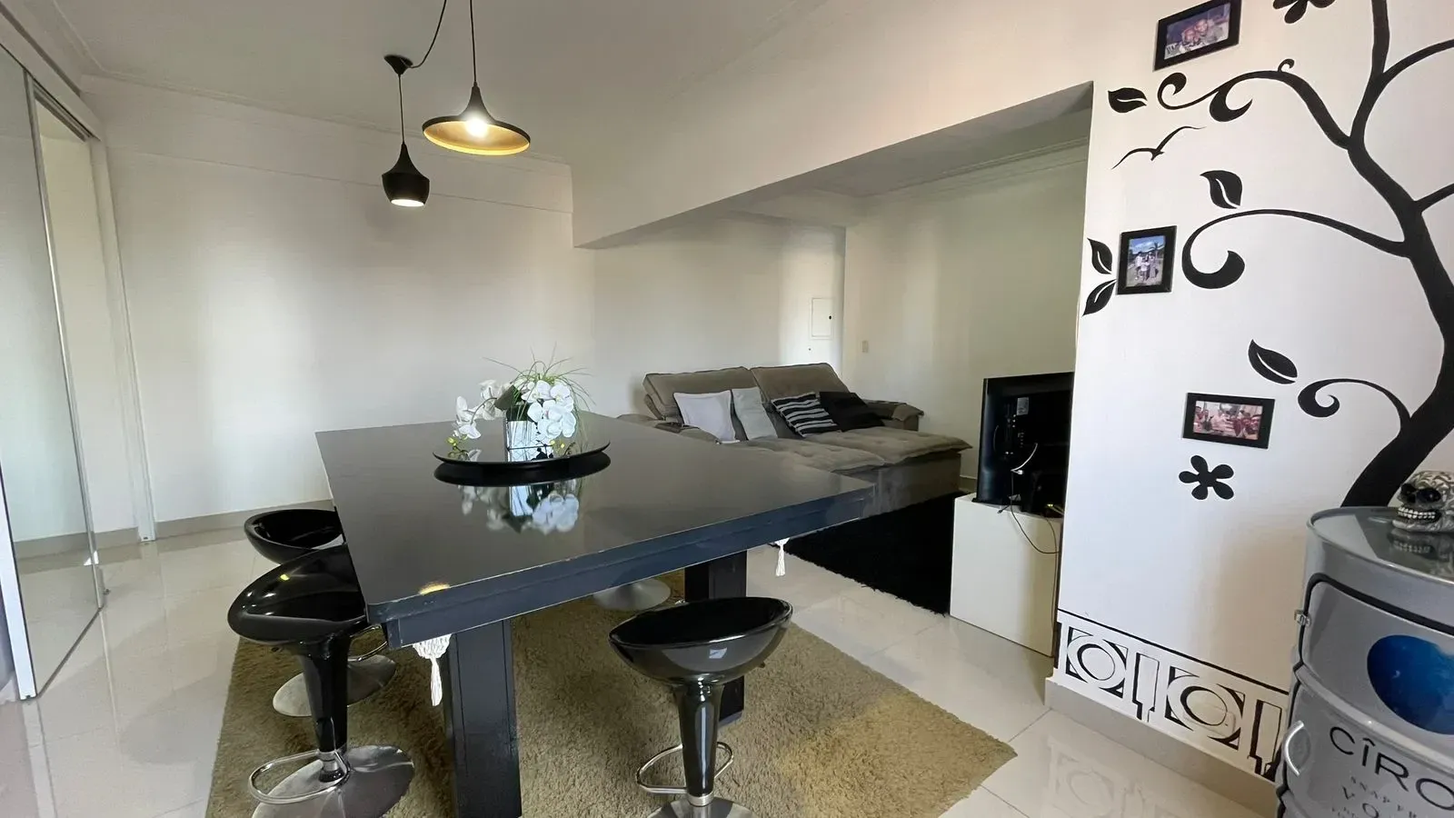 Imagem Apartamento com 2 Quartos à Venda, 93 m² em Marapé - Santos