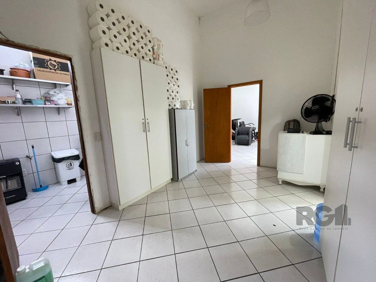 Imagem Prédio comercial 225m², com 5 lojas individuais, pé direito alto Vila Conceição.
