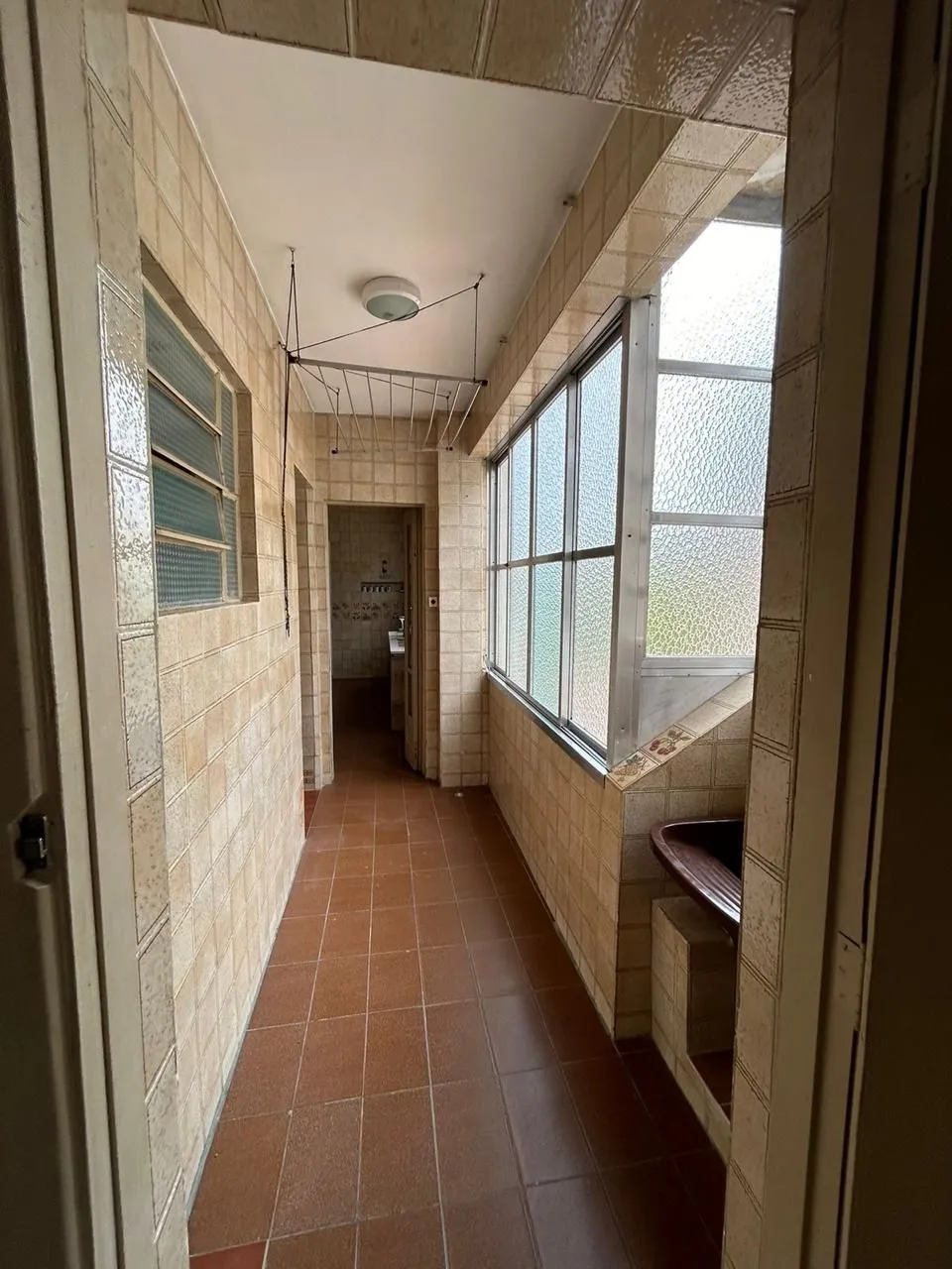 Imagem Apartamento com 03 quartos e 02 banheiros no Centro Histórico de Porto Alegre