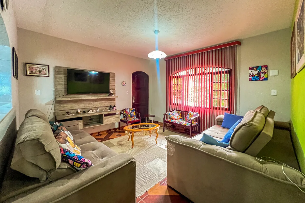 Imagem Casa para venda em Tanque Caio com 6 quartos, 377m2