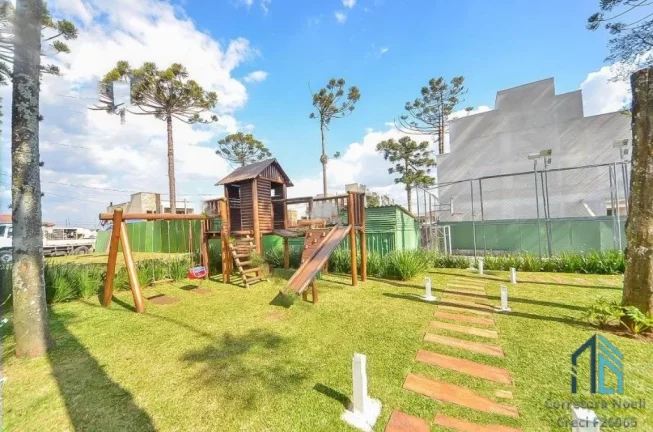 Imagem Sobrado 270 m2, com terraço, 03 quartos c/suíte, 03 vagas no Pinheirinho Curitiba PR