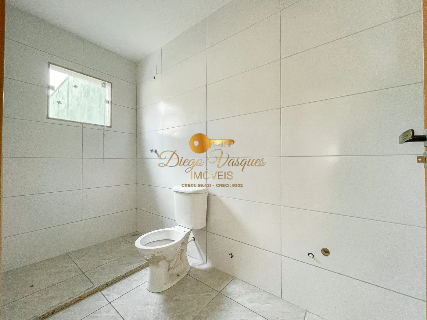 Imagem Casa em Condomínio para Venda em Guapimirim / RJ no bairro Cotia