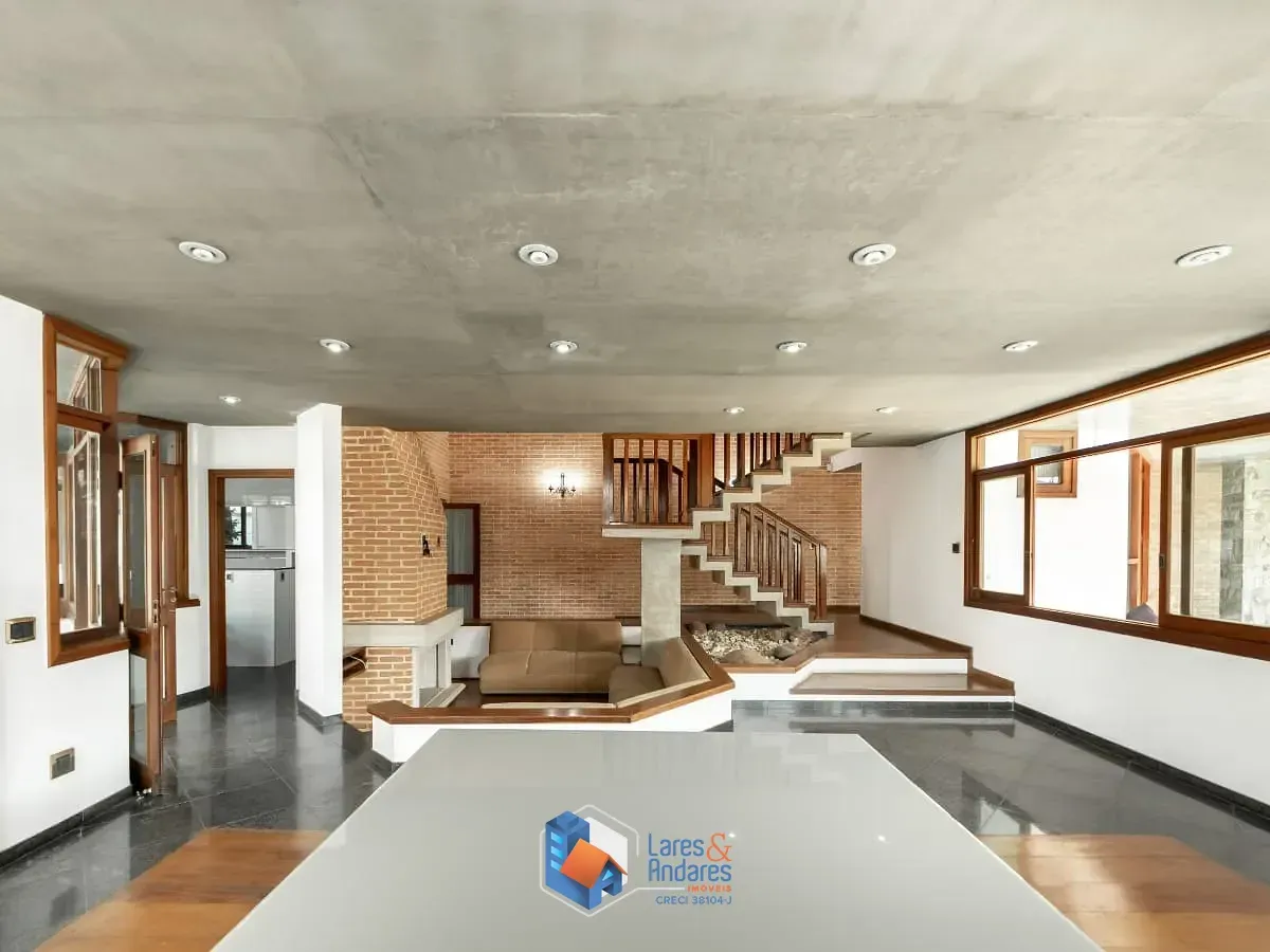 Imagem Casa para venda em Jardim Floresta com 4 quartos, sendo 3 suítes, 409m²