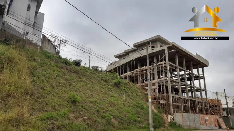 Imagem Terreno à venda no condomínio Golf Village - Batelli Imóveis