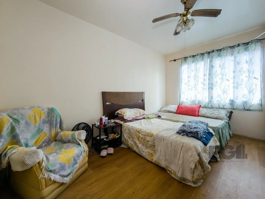 Imagem Casa para Venda - 210m², 3 dormitórios, sendo 1 suites, 2 vagas - Tristeza