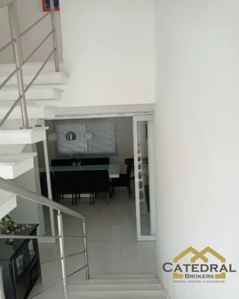 Imagem Sobrado Residencial à Venda 4 quartos/suítes - Horto Santo Antônio - Jundiaí - SP