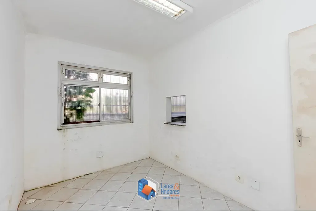 Imagem Casa à venda 4 Quartos 1 Suite 2 Vagas 261M² Jardim Jabaquara São Paulo - SP