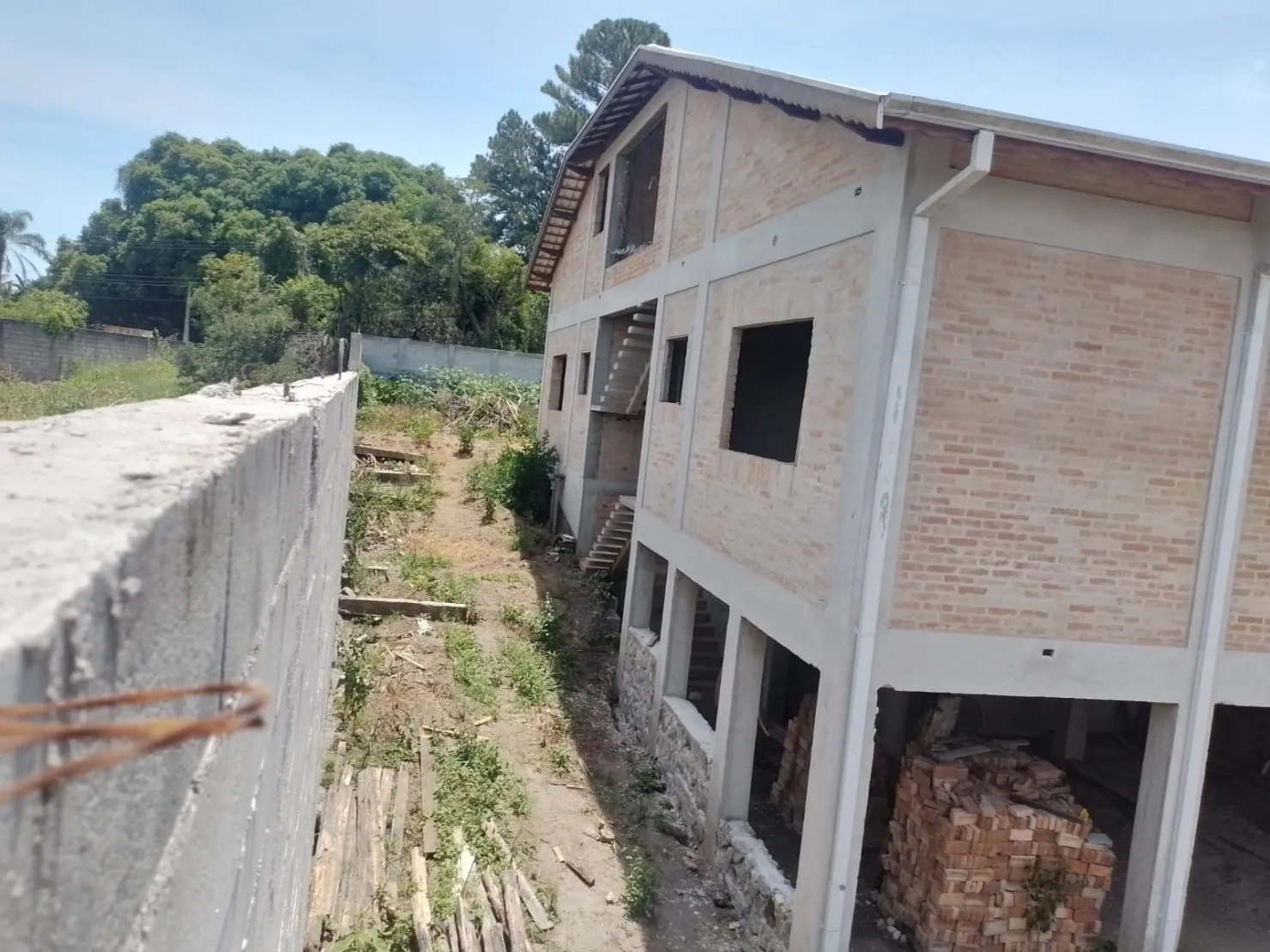 Imagem Casa à venda 3 Quartos, 2 Suites, 4 Vagas, Vitória Vale III, Pindamonhangaba - SP