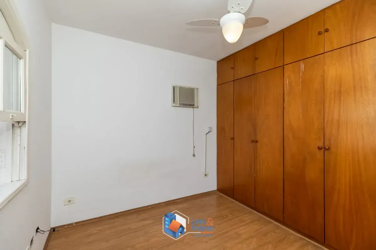 Imagem Sobrado para venda em Jardim Umuarama com 3 quartos, sendo 1 suíte, 180m²