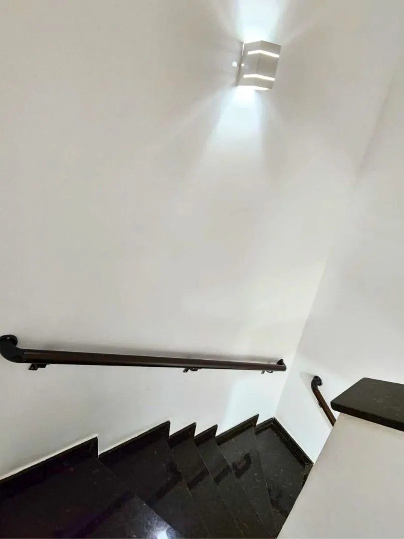 Imagem SOBRADO, 2 DORMS,2SUÍTES,CHURRASQUEIRA,2 VGS, GUILHERMINA