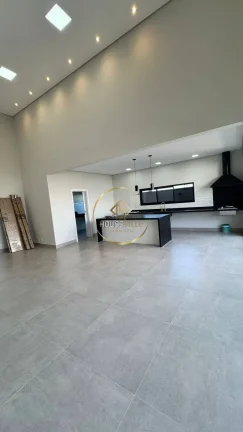 Imagem Casa Térrea, 3 Dormitórios( 3 suítes), 4 vagas, Condomínio Santa Mônica.