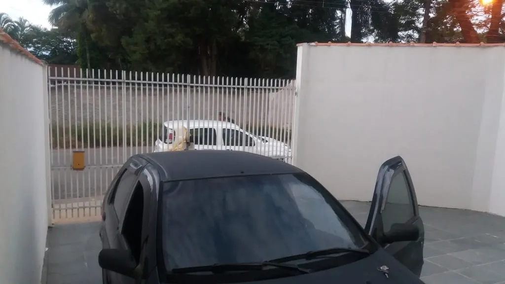 Imagem Comercial à venda 3 Quartos, 1 Suite, 5 Vagas, 300M², Bela Vista, Pindamonhangaba - SP