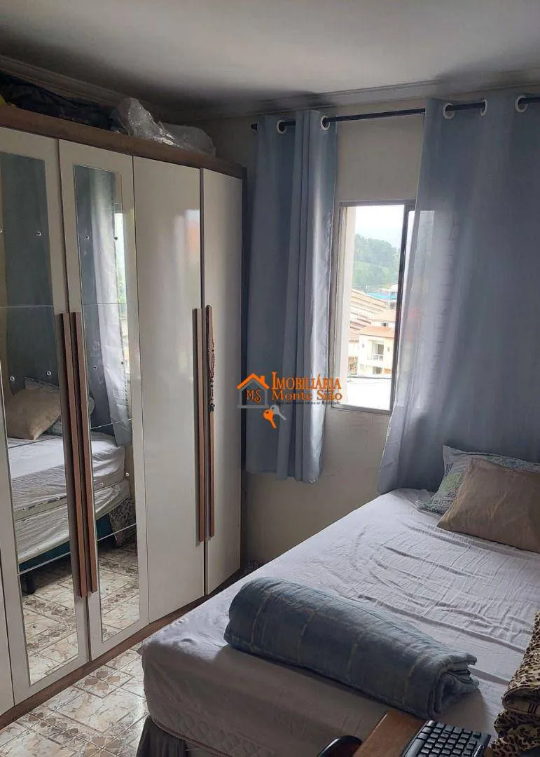 Imagem Apartamento com 2 dormitórios à venda, 50 m² por R$ 255.000 - Vila Galvão - Guarulhos/SP