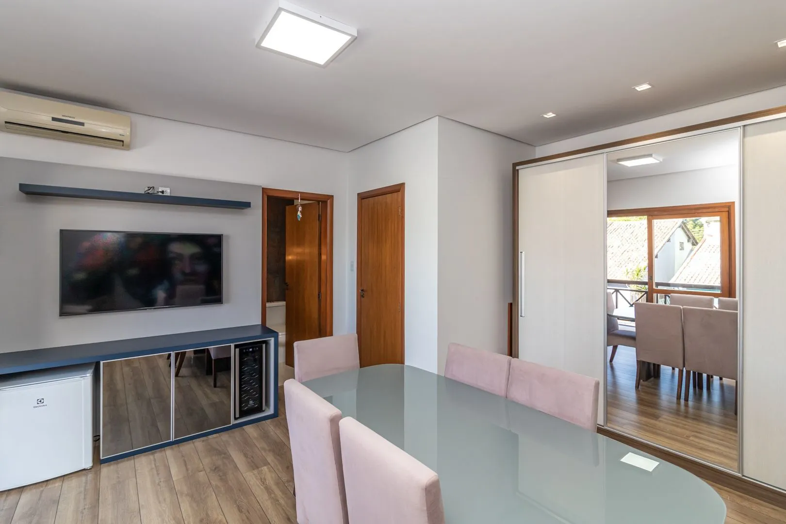Imagem Casa com 3 Quartos à venda, 141m² - Hípica