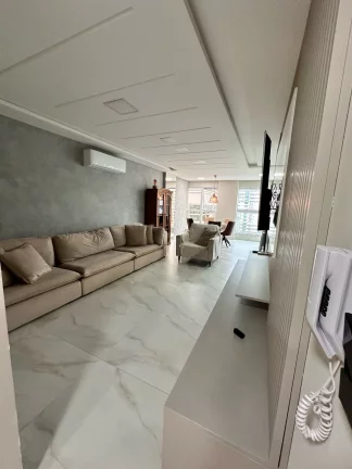 Imagem Apartamento com 3 Quartos à Venda, 118 m² em Meia Praia - Itapema