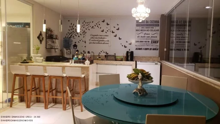 Imagem Casa alto padrão a venda em Busca Vida com 4 sites